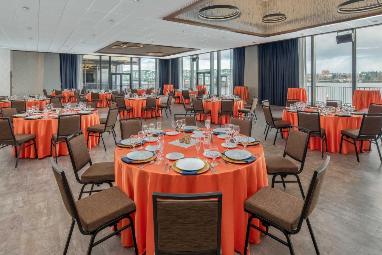 Holiday Inn Portland - Columbia Riverfront By Ihg Exteriör bild